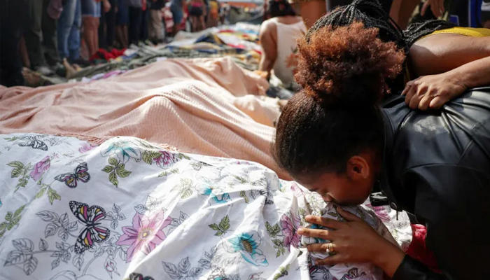 ব্রাজিলে মাদকবিরোধী অভিযানের পর মিললো ৬০ মরদেহ ব্রাজিলে মাদকবিরোধী অভিযানের পর মিললো ৬০ মরদেহ