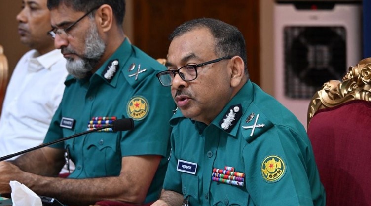 আসন্ন নির্বাচনে পুলিশকে শতভাগ নিরপেক্ষ থাকতে হবে: ডিএমপি কমিশনার আসন্ন নির্বাচনে পুলিশকে শতভাগ নিরপেক্ষ থাকতে হবে: ডিএমপি কমিশনার