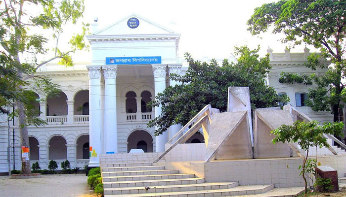 ক্যাম্পাস রাজনীতির বড় মাধ্যম ফেসবুক ক্যাম্পাস রাজনীতির বড় মাধ্যম ফেসবুক