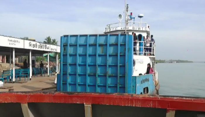 বিআইডব্লিউটিএ ঘাটে প্রস্তুত ৬ জাহাজ, সেন্টমার্টিনে যায়নি একটিও