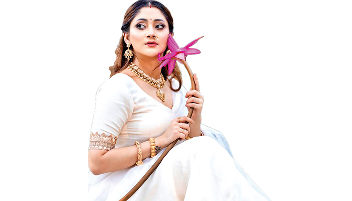 এখনই বিয়ে নিয়ে ভাবছি না