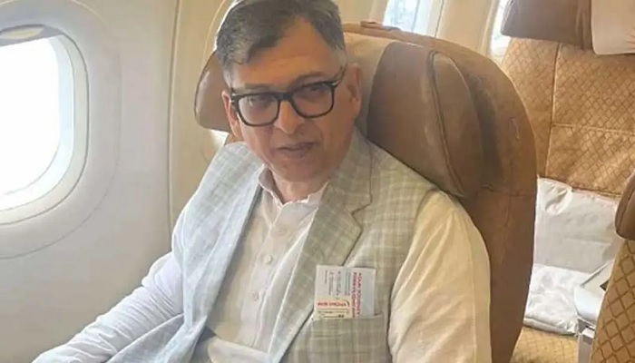 লন্ডনে গেছেন সালাহউদ্দিন আহমেদ লন্ডনে গেছেন সালাহউদ্দিন আহমেদ