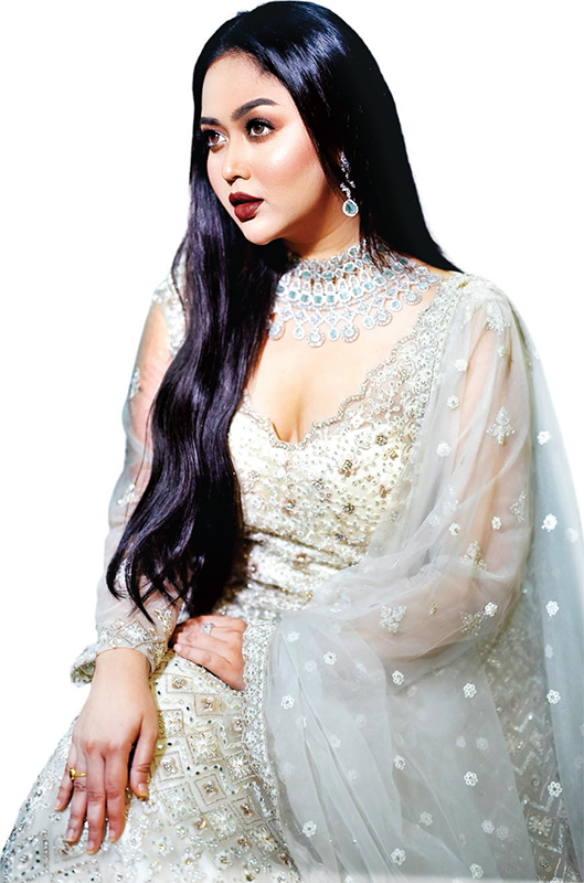 কে কী লিখছে, তাতে কিছু যায় আসে না