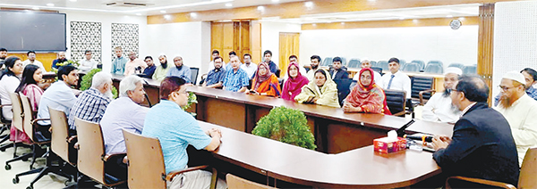 নবনিযুক্ত ও পদোন্নতিপ্রাপ্ত শিক্ষকদের সঙ্গে ডুয়েট উপাচার্যের মতবিনিময় নবনিযুক্ত ও পদোন্নতিপ্রাপ্ত শিক্ষকদের সঙ্গে ডুয়েট উপাচার্যের মতবিনিময়