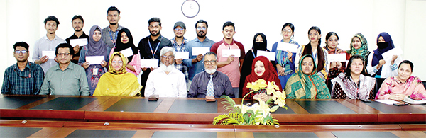 ইউআইটিএসের ‘ফয়জুর রহমান চৌধুরী বৃত্তি ২০২৫’ প্রদান ইউআইটিএসের ‘ফয়জুর রহমান চৌধুরী বৃত্তি ২০২৫’ প্রদান