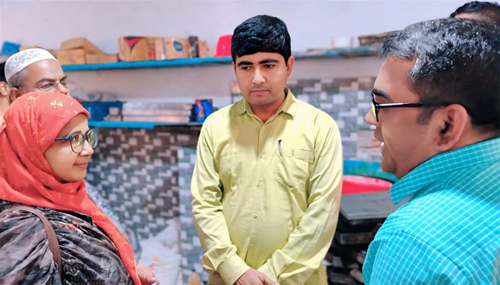 চুয়াডাঙ্গায় দুই প্রতিষ্ঠানকে ৬৫ হাজার টাকা জরিমানা চুয়াডাঙ্গায় দুই প্রতিষ্ঠানকে ৬৫ হাজার টাকা জরিমানা