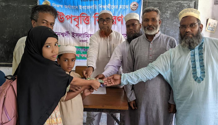 নকলায় মা সমাবেশ: ৬৬ শিক্ষার্থীকে উপবৃত্তি প্রদান নকলায় মা সমাবেশ: ৬৬ শিক্ষার্থীকে উপবৃত্তি প্রদান