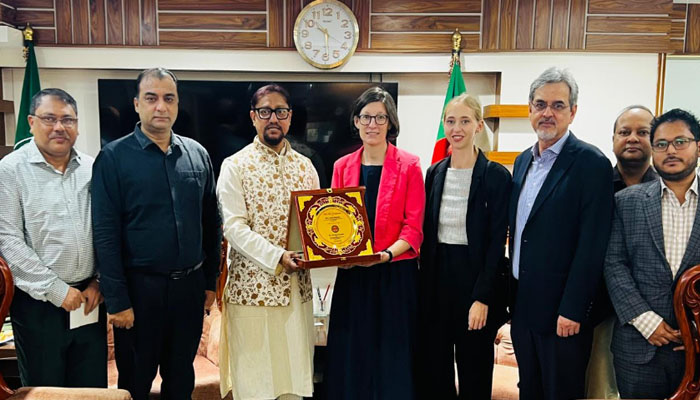 ‘চট্টগ্রামকে ক্লিন, গ্রীন, হেলদি ও সেইফ সিটিতে পরিণত করব’ ‘চট্টগ্রামকে ক্লিন, গ্রীন, হেলদি ও সেইফ সিটিতে পরিণত করব’