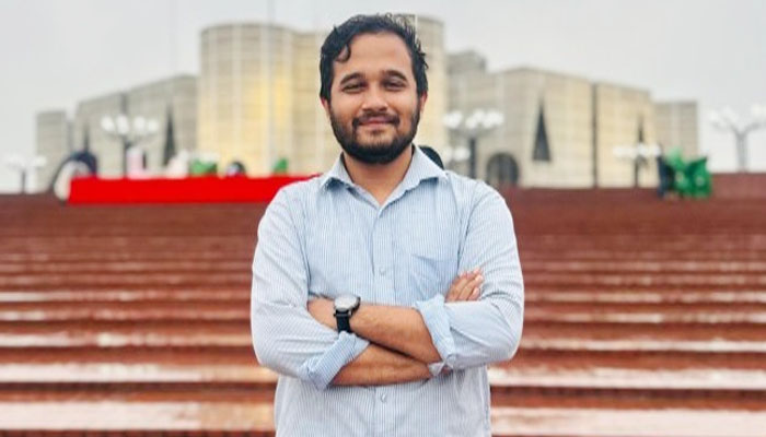 কেউ কেউ বলছেন আমি ভাইয়ের রক্ত বেঁচে খাচ্ছি: স্নিগ্ধ কেউ কেউ বলছেন আমি ভাইয়ের রক্ত বেঁচে খাচ্ছি: স্নিগ্ধ