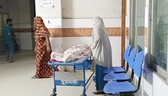 চুয়াডাঙ্গায় বিদ্যুৎস্পৃষ্ট হয়ে স্কুলছাত্রের মৃত্যু চুয়াডাঙ্গায় বিদ্যুৎস্পৃষ্ট হয়ে স্কুলছাত্রের মৃত্যু