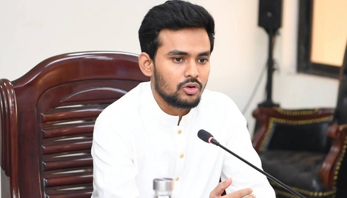 ঢাকা-১০ আসনের ভোটার হতে যাচ্ছেন আসিফ মাহমুদ ঢাকা-১০ আসনের ভোটার হতে যাচ্ছেন আসিফ মাহমুদ