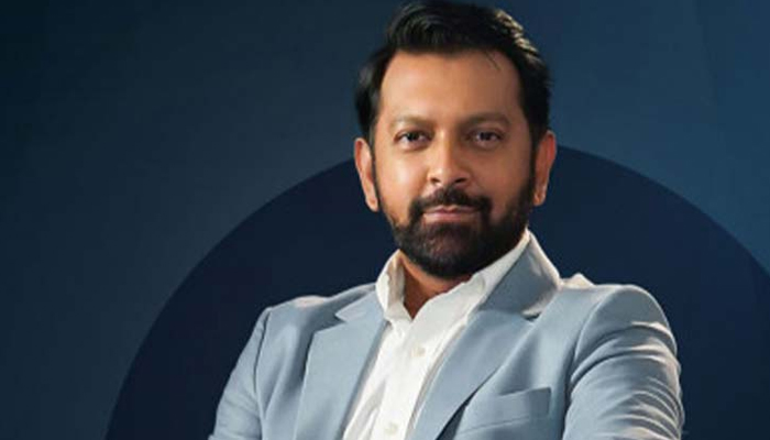 সত্যি কি রাজনীতিতে যোগ দিয়েছেন তাহসান খান