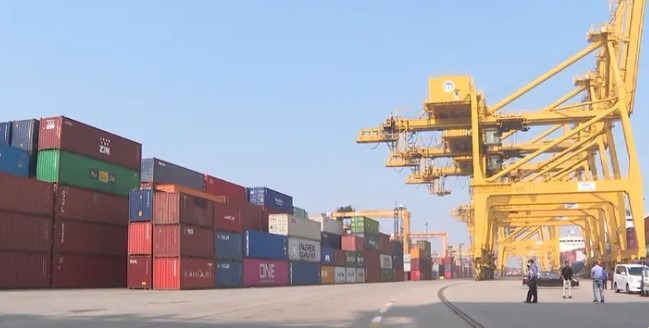 চট্টগ্রাম বন্দরের বর্ধিত নতুন ট্যারিফ এক মাসের জন্য স্থগিত