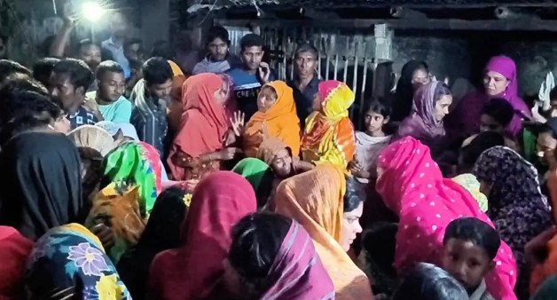 বিলে শাপলা তুলতে গিয়ে ৪ স্কুল শিক্ষার্থীর মৃত্যু বিলে শাপলা তুলতে গিয়ে ৪ স্কুল শিক্ষার্থীর মৃত্যু