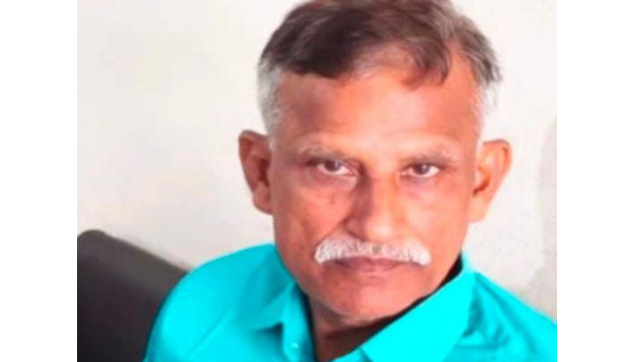 ভারতে যাওয়ার সময় বেনাপোলে আটক আ.লীগ নেতা ভারতে যাওয়ার সময় বেনাপোলে আটক আ.লীগ নেতা