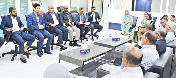 ফার্স্ট সিকিউরিটি ইসলামী ব্যাংকের গ্রাহকদের সঙ্গে প্রশাসক টিমের মতবিনিময় ফার্স্ট সিকিউরিটি ইসলামী ব্যাংকের গ্রাহকদের সঙ্গে প্রশাসক টিমের মতবিনিময়