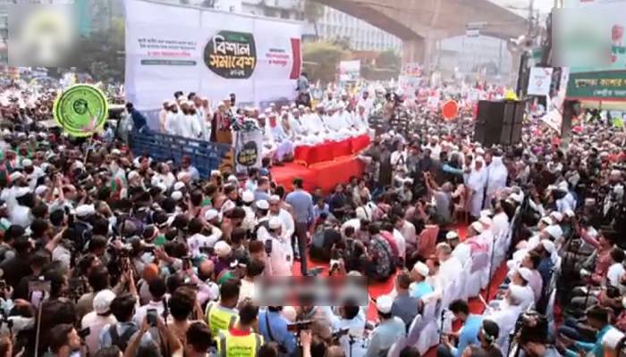 পল্টনে জামায়াতসহ ৮ দলের সমাবেশ শুরু পল্টনে জামায়াতসহ ৮ দলের সমাবেশ শুরু