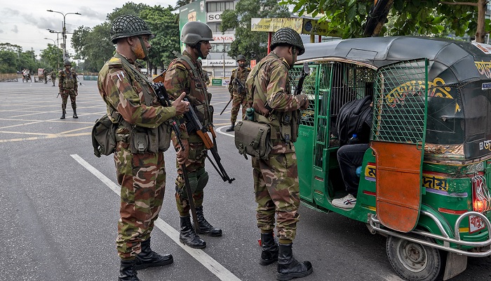 সশস্ত্র বাহিনীর ম্যাজিস্ট্রেসি ক্ষমতার মেয়াদ বাড়লো সশস্ত্র বাহিনীর ম্যাজিস্ট্রেসি ক্ষমতার মেয়াদ বাড়লো