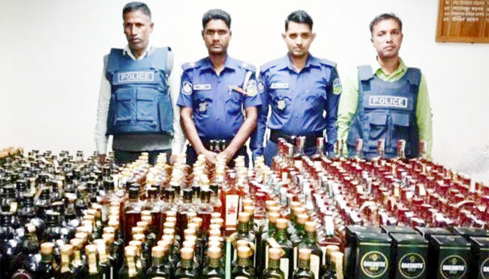 ঝিনাইগাতীতে মাদকবিরোধী অভিযানে কোটি টাকার মদ জব্দ ঝিনাইগাতীতে মাদকবিরোধী অভিযানে কোটি টাকার মদ জব্দ