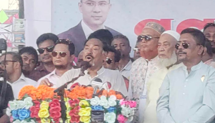 মানবতাবিরোধী অপরাধের মামলায় শেখ হাসিনার সর্বোচ্চ শাস্তি হবে: মেজর (অব.) হাফিজ মানবতাবিরোধী অপরাধের মামলায় শেখ হাসিনার সর্বোচ্চ শাস্তি হবে: মেজর (অব.) হাফিজ