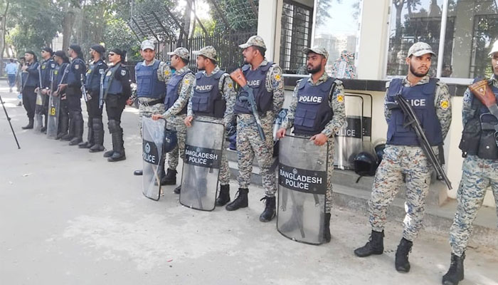 শেখ হাসিনার রায় ঘিরে রাজধানীতে কড়া নিরাপত্তা শেখ হাসিনার রায় ঘিরে রাজধানীতে কড়া নিরাপত্তা