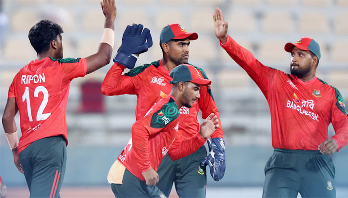 আফগানিস্তানকে হারিয়ে সেমিফাইনালের পথে বাংলাদেশ আফগানিস্তানকে হারিয়ে সেমিফাইনালের পথে বাংলাদেশ