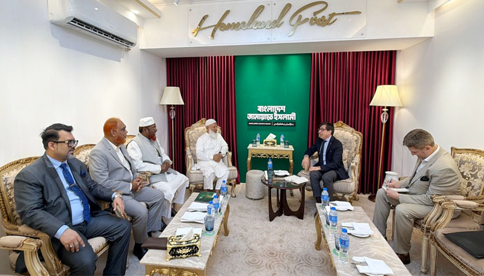 জামায়াত আমীরের সঙ্গে ফ্রান্স রাষ্ট্রদূতের সৌজন্য সাক্ষাৎ জামায়াত আমীরের সঙ্গে ফ্রান্স রাষ্ট্রদূতের সৌজন্য সাক্ষাৎ