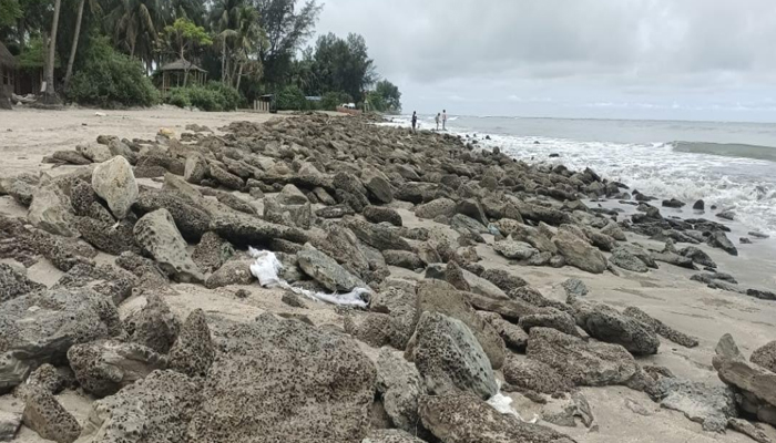 ভরা মৌসুমেও সেন্ট মার্টিনে কর্মহীন মানুষের হাহাকার ভরা মৌসুমেও সেন্ট মার্টিনে কর্মহীন মানুষের হাহাকার