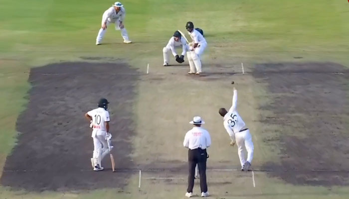 অলআউট আয়ারল্যান্ড, ফলোঅন না করিয়ে ব্যাটিংয়ে বাংলাদেশ অলআউট আয়ারল্যান্ড, ফলোঅন না করিয়ে ব্যাটিংয়ে বাংলাদেশ