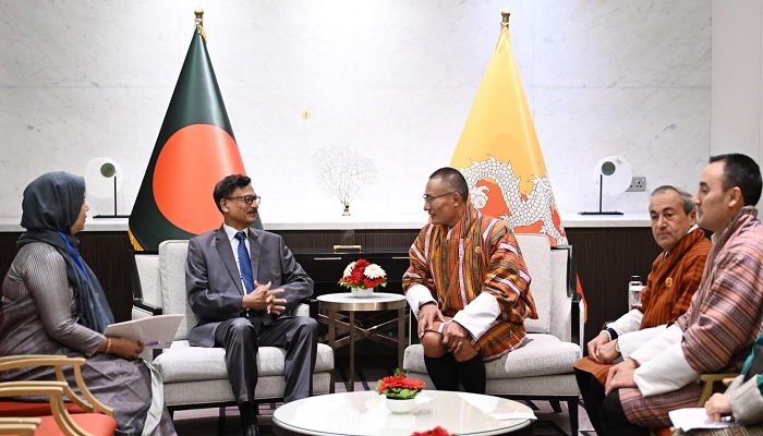 ভুটানের প্রধানমন্ত্রীর সঙ্গে পররাষ্ট্র উপদেষ্টার সাক্ষাৎ ভুটানের প্রধানমন্ত্রীর সঙ্গে পররাষ্ট্র উপদেষ্টার সাক্ষাৎ