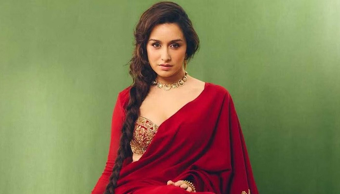 শুটিংয়ে আহত শ্রদ্ধা কাপুর শুটিংয়ে আহত শ্রদ্ধা কাপুর