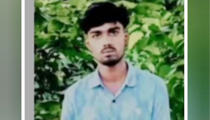 আপত্তিকর ভিডিও ভাইরাল, ব্ল্যাকমেইল ও চাঁদা দাবির অভিযোগ আপত্তিকর ভিডিও ভাইরাল, ব্ল্যাকমেইল ও চাঁদা দাবির অভিযোগ