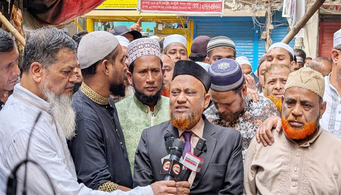 রাজধানীতে ভূমিকম্পে হতাহতদের পরিবারের পাশে জামায়াত রাজধানীতে ভূমিকম্পে হতাহতদের পরিবারের পাশে জামায়াত