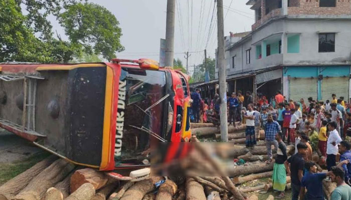 চুয়াডাঙ্গায় সড়ক দুর্ঘটনায় নারী নিহত, আহত ৩ চুয়াডাঙ্গায় সড়ক দুর্ঘটনায় নারী নিহত, আহত ৩