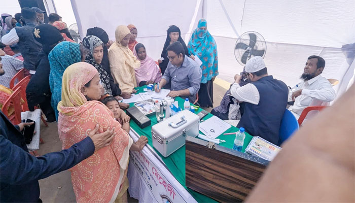 মুন্সীগঞ্জে যুব কল্যাণ সংস্থার উদ্যোগে ফ্রি চিকিৎসা পেলো ৫ শতাধিক রোগী মুন্সীগঞ্জে যুব কল্যাণ সংস্থার উদ্যোগে ফ্রি চিকিৎসা পেলো ৫ শতাধিক রোগী