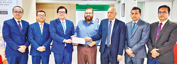 প্রগতি ইন্স্যুরেন্স ও মিডল্যান্ড ব্যাংকের প্রথম ব্যাংকাস্যুরেন্স দাবি নিষ্পত্তি