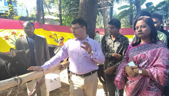 কক্সবাজারে নানা আয়োজনে জাতীয় প্রাণিসম্পদ সপ্তাহ উদযাপন কক্সবাজারে নানা আয়োজনে জাতীয় প্রাণিসম্পদ সপ্তাহ উদযাপন