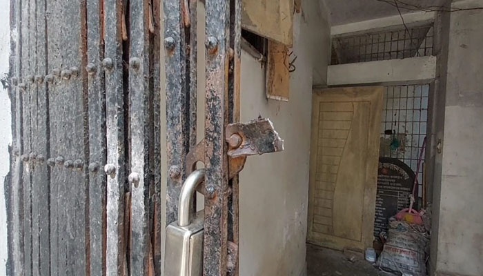 বোয়ালখালীতে প্রাণিসম্পদ কার্যালয় ও ভেটেরিনারি হাসপাতালে চুরি বোয়ালখালীতে প্রাণিসম্পদ কার্যালয় ও ভেটেরিনারি হাসপাতালে চুরি