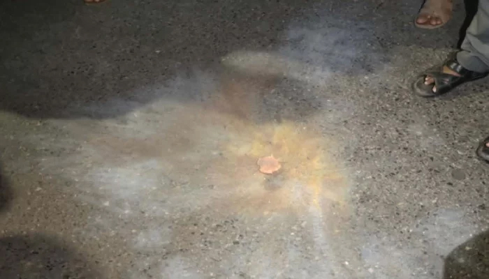 দুদক কার্যালয়ের সামনে আরও ৩ ককটেল বিস্ফোরণ দুদক কার্যালয়ের সামনে আরও ৩ ককটেল বিস্ফোরণ