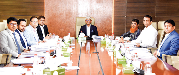 আল-আরাফাহ্ ইসলামী ব্যাংকের সভা আল-আরাফাহ্ ইসলামী ব্যাংকের সভা