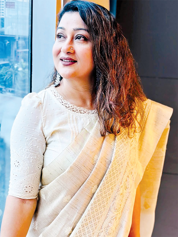 দীপার ‘পৃথিবী বদলে গেছে’