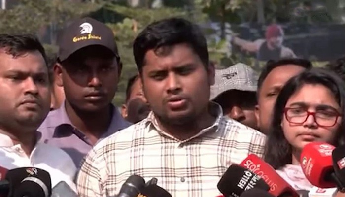 হাসিনার ফাঁসি দেখা পর্যন্ত আল্লাহ যেন খালেদা জিয়াকে বাঁচিয়ে রাখেন: হাসনাত হাসিনার ফাঁসি দেখা পর্যন্ত আল্লাহ যেন খালেদা জিয়াকে বাঁচিয়ে রাখেন: হাসনাত