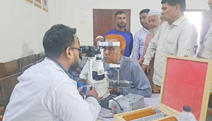 রাজবাড়ীতে গণঅধিকার পরিষদ প্রার্থীর উদ্যোগে ফ্রি মেডিকেল ক্যাম্প রাজবাড়ীতে গণঅধিকার পরিষদ প্রার্থীর উদ্যোগে ফ্রি মেডিকেল ক্যাম্প