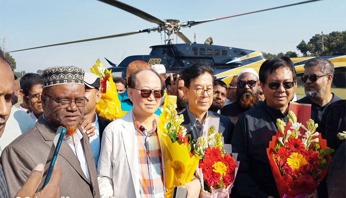 পদ্মার চরে ১০০ মেগাওয়াট সৌর বিদ্যুৎ প্রকল্প, বিদেশি বিনিয়োগকারীদের পরিদর্শন