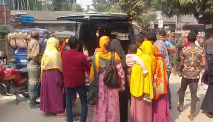 কুড়িগ্রামে জমিজমা নিয়ে সংঘর্ষে নিহত ৩, আহত ১০ কুড়িগ্রামে জমিজমা নিয়ে সংঘর্ষে নিহত ৩, আহত ১০