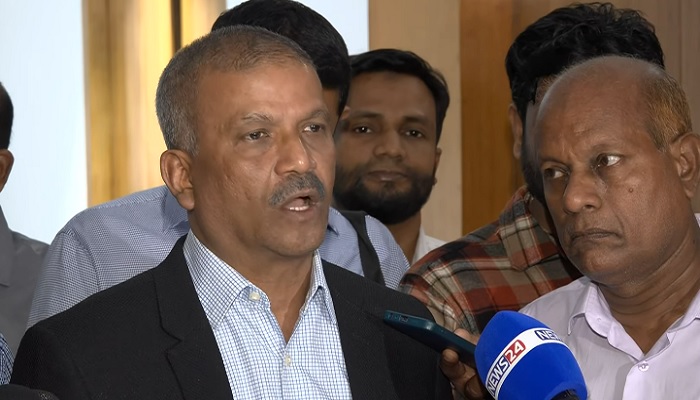 তারেক রহমানের দেশে আসতে সর্বোচ্চ সহযোগিতা করা হবে: আইন উপদেষ্টা