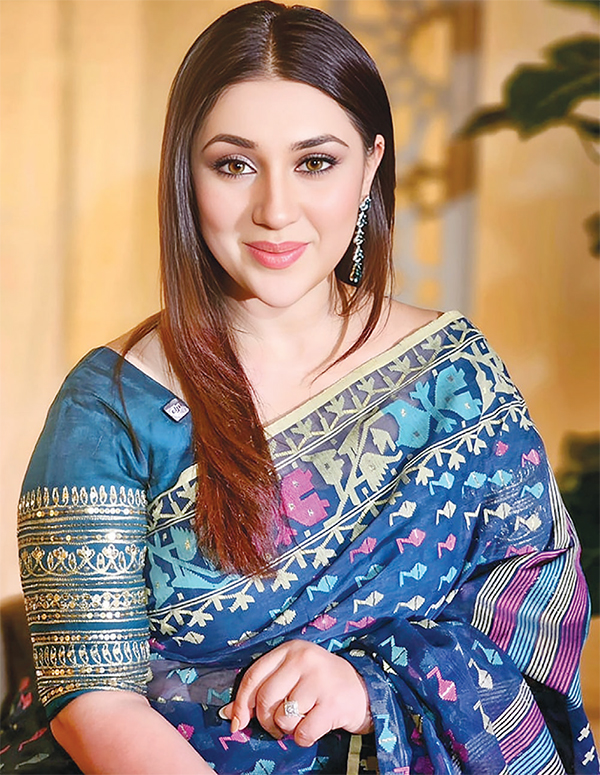 শাকিব খানের পরামর্শে যা বললেন অপু বিশ্বাস