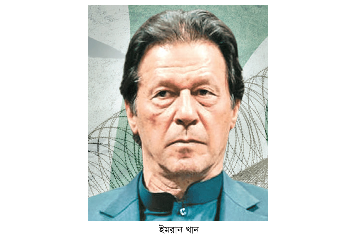 ইমরান খান বেঁচে আছেন, দেশ ছাড়তে চাপ