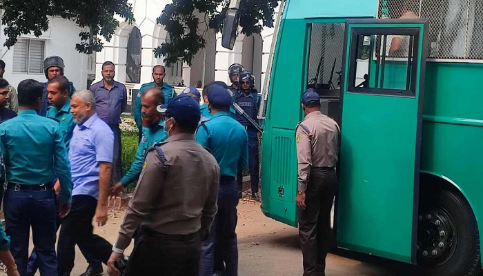 গুম মামলায় ১০ সেনা কর্মকর্তাকে ট্রাইব্যুনালে হাজির, কঠোর নিরাপত্তা