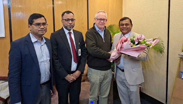 খালেদা জিয়ার চিকিৎসায় এভারকেয়ারে যুক্তরাজ্যের বিশেষজ্ঞ রিচার্ড বিলি খালেদা জিয়ার চিকিৎসায় এভারকেয়ারে যুক্তরাজ্যের বিশেষজ্ঞ রিচার্ড বিলি